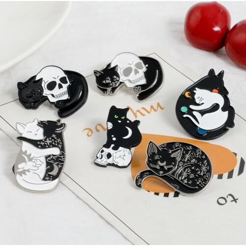 Witch Cat Pins Black and White Yin Yang Moon and Star Hugging Cat Sleeping Kitty Brooch Witchcraft Jewelry Magic Lapel Pins