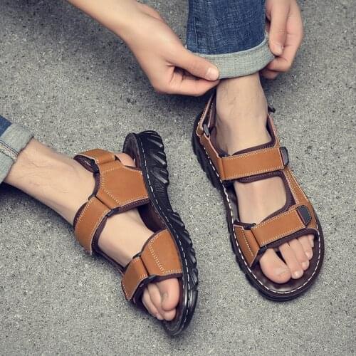 Classics Style Men Sandals Genuine Leather Summer Outdoor Walking Shoes Anti-Slippery Beach Shoes Men Comfortable Soft Sandals