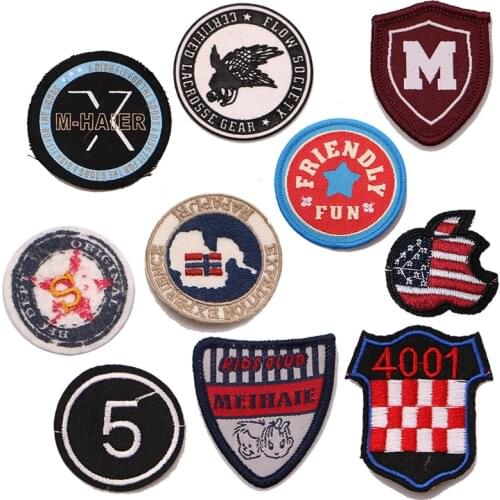 5 Pcs Cartoon Decorative Medal letter M star icon Embroidered Applique Patches For DIY Iron on Badges Stickers on a backpack