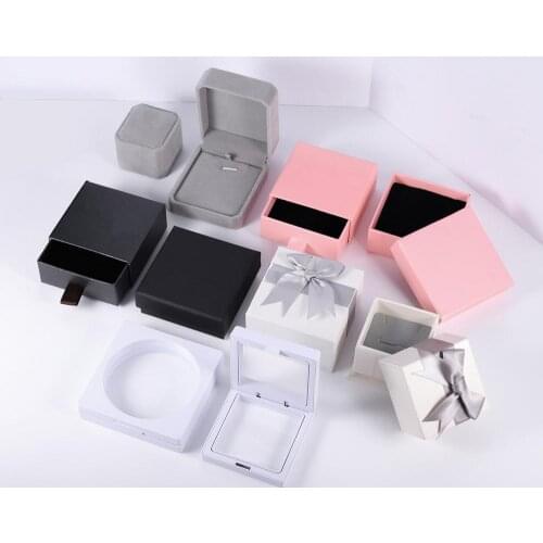 Gift Boxes Jewelry BOX New Top Quality 2-colors Simple Square Plastic Transparent PACKAGING For Ring Earring Necklace Jewelry