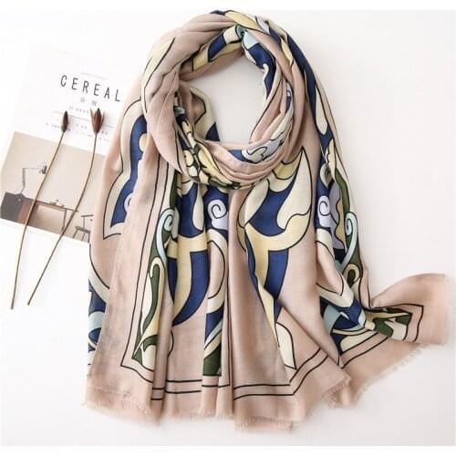 2020 New Cotton Vintage Flower Print Fringe Scarves Shawls Long Cotton Soft Trendy Floral Scarf Wrap Hijab Muffler Free Shipping