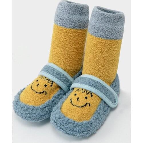 New Autumn And Winter Toddler Shoes Female Baby Male Baby Coral Fleece Casual Fashion Leather Socks Toddler Shoes