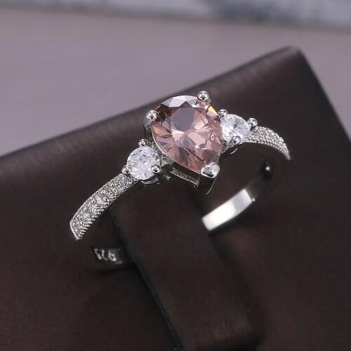Luxury Silver Plated Water Drop Shape Cut Zircon Wedding Band Princess Ring Pink Gems Crystal Engagement Ring Women Jewelry Gift