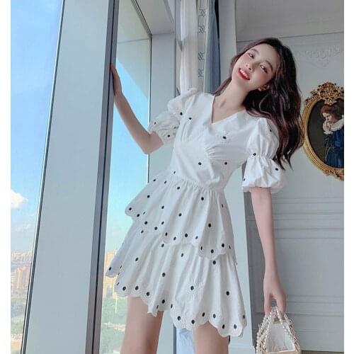 2021 New Summer Womens V Neck Lanrern Sleeve Vintage Flower Embroidery Casual Female Cake Slim Mini Dresses Vestidos