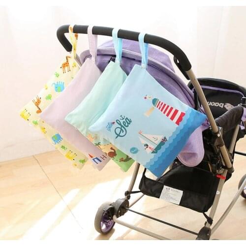 Travel Wet Bags Baby Waterproof Cloth Diaper Bag Single Zipper Portable Cartoon Print Reusable Baby Nappy Wet Dry Bags Wetbags