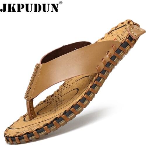 Men Flip Flops Leather Summer Designer Mens Slippers Outdoor Sandals Lightweight Mens Slides Casual Beach Shoes Zapatos Hombre