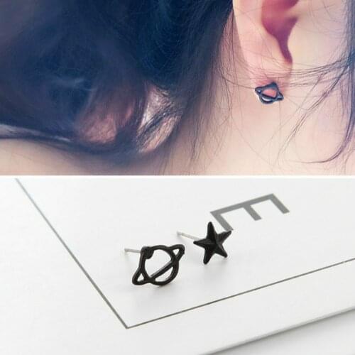 Black Gun Star And Saturn Earrings Female Fashion Cute Space Pierced Earrings Jewelry Jewelry Accessories