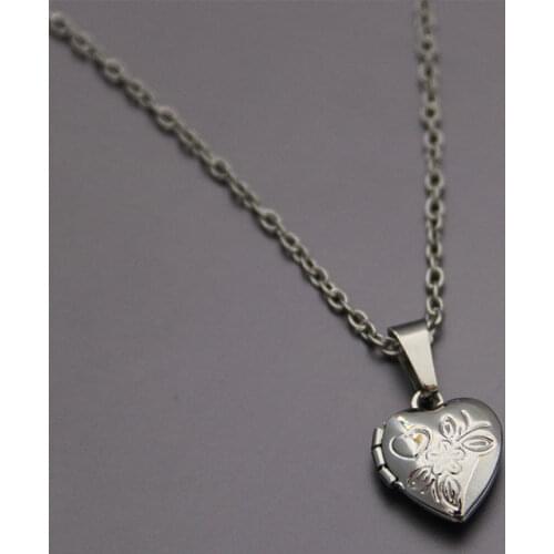 1pc Tiny Flower Heart Photo Frame Pendant Love Heart Charms Floating Locket Necklaces Women Kids Fashion Memorial Jewelry