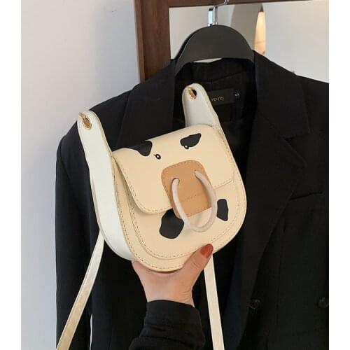 Texture small bag 2021 new fashion female net red ocean atmosphere small fresh one-shoulder messenger bag small square bag