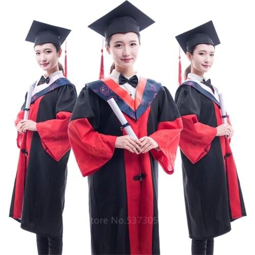 High School Graduation Student College Students Uniform Academic Dress University Class Collective Photography Gown with Hat
