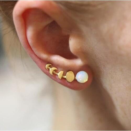 European and American Bohemia Astrology Lunar Eclipse Earrings Simple Alloy Moon Opal Ear Clip Earrings Cross-border Wholesale