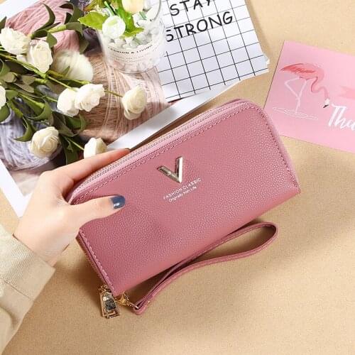 Western Retro Female Long Clutch Zipper Double Capacity PU Leather Purse Women`s Wallet Wristband Handbag Lady Money Card Holder