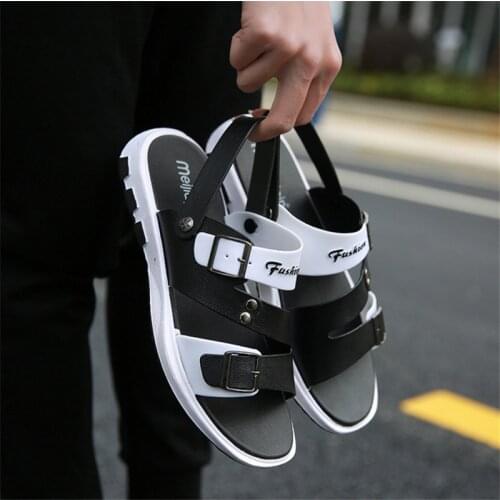 Slippers Men Fashion Flip Flops High Quality Beach Sandals Non-slip Male Slippers Indoor Outdoor Slipper Pantuflas