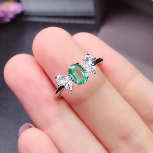 Womens new ring natural emerald ring 925 silver simple design fresh and lovely style