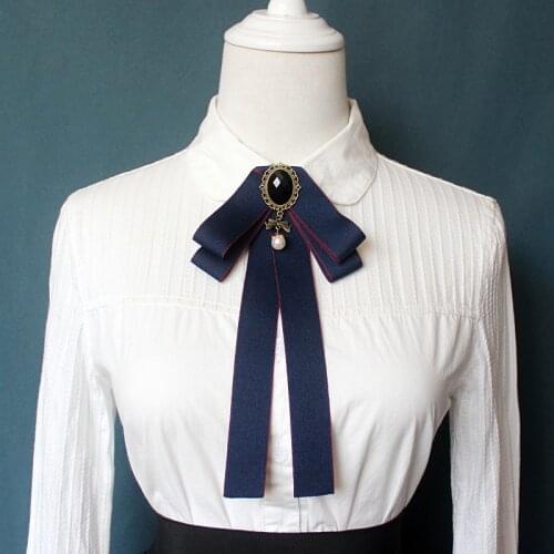 Simple Geometric Ribbon Bow Tie Brooches for Women Crystal Pearl Bowkont Collar Pin Shirts Suits Bowtie Clothing Accessories