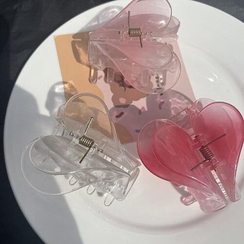 2021 Summer Sweet Transparent Pink Resin Double Layer Love Heart Hair Clip Bath Hair Claw for Women Girl Shark Hair Accessories