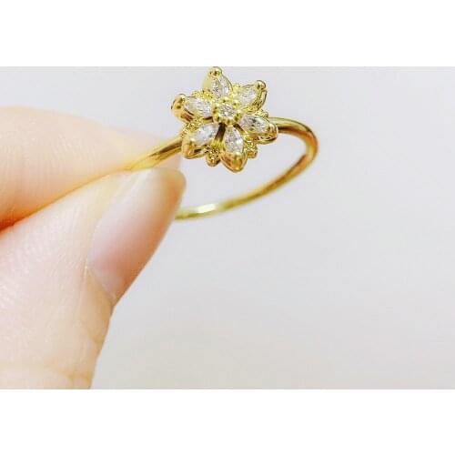 ZHOUYANG Crystal Flower Finger Rings For Women Elegant Fresh Style Zircon 3 Color Wedding Engagement Gift Fashion Jewelry R080