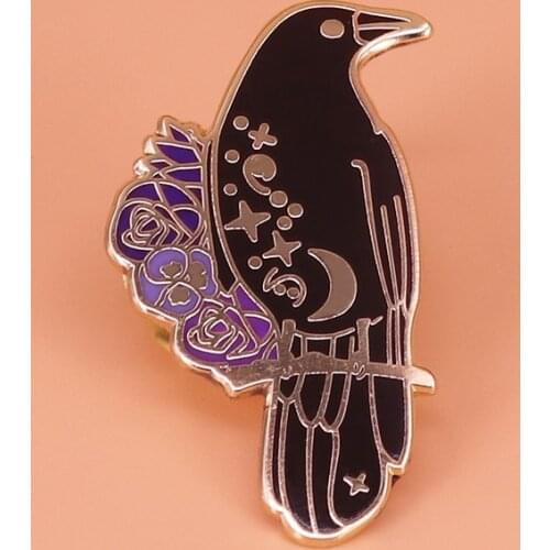 Six Of Crows brooches gorgeous Gothic book nerd collection