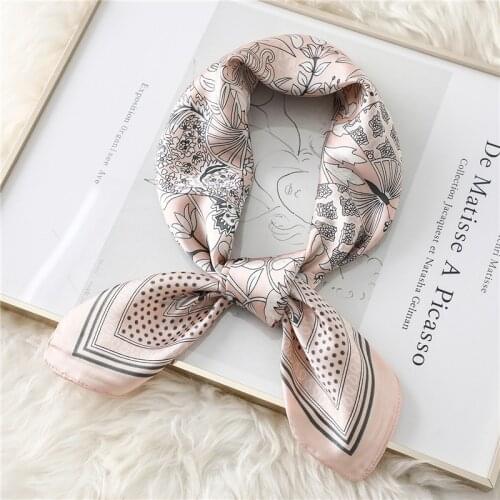 2021 Fashion Female Silk Square Bag Scarf Fashion Floral Print Neck Scarves Foulard Women Head Kerchief Bandana Shawls Wraps