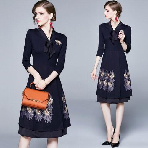 Comelsexy New Elegant Vintage Embroidery Dress Women 2019 Autumn Winter A-line Dresses Knee-length Work Casual Party Vestidos