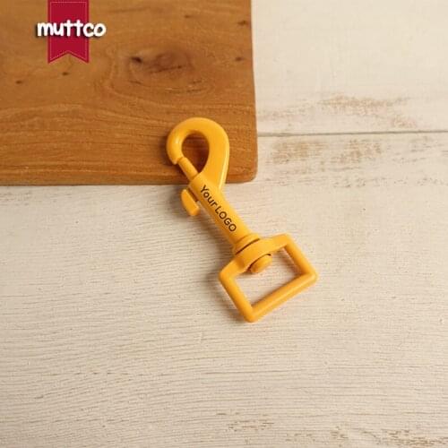 We provide laser engraving service customize orange 20mm metal key chain Metal clip Dog Clasp Metal Hook buckle CPK-20O