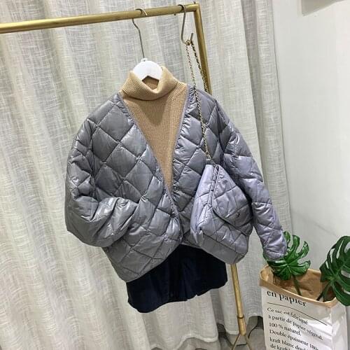 Women Winter Jacket 2021 Winter 90% White Duck Down Coat With Bag Female Casual Short Parkas Ultra Light V-Neck Snow Coat
