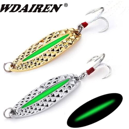 1Pcs Metal Luminous Spinner Spoon Fshing Lures 7g 10g 15g Bass Artificial Bait Feather Treble Hooks Wobbles Sea Tackle Pesca