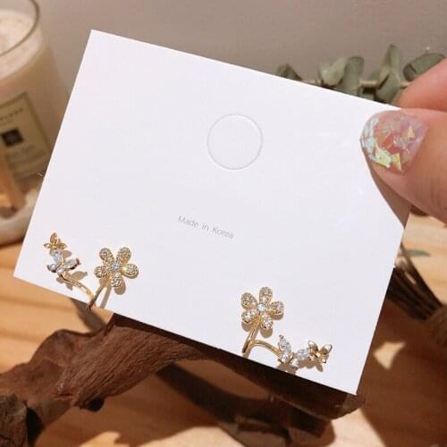 2020 New Fashion Womens Earrings Delicate Cute Flower Butterly Drop Stud Earrings For Women Party Girl Jewelry Gifts Wholesale