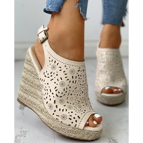 Spring Fish Mouth Women wedges Sandals Retro Middle Heels Open Toe Ladies Shoes Buckle Strap hollow out Shoes Casual sandals