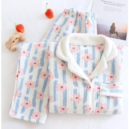 New Womens 2piece Set Winter Pajamas Long-sleeved Trousers Pure Cotton Quilted Thickening Cute Plus Size Pajamas Ladies Winter