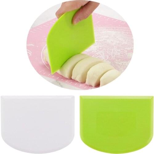 Non-stick Dough Scraper DIY Dough Cutters Safe Scrapers for Pizza Fondant Teeth Edge Baking Spatulas for Cake Cream Pastry Tools