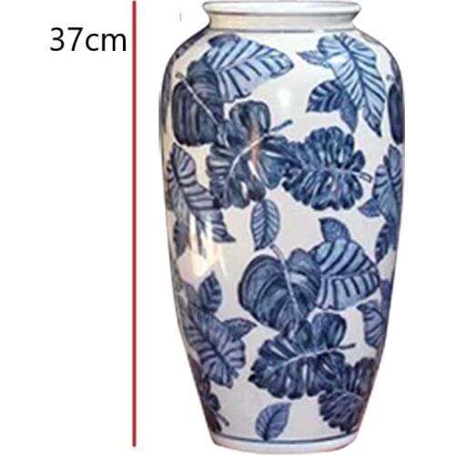 Chinese Blue-and-White Linked Branch Flower Arrangement Art Small Porcelain Vases and Flower Points Jingdezhen Ceramics