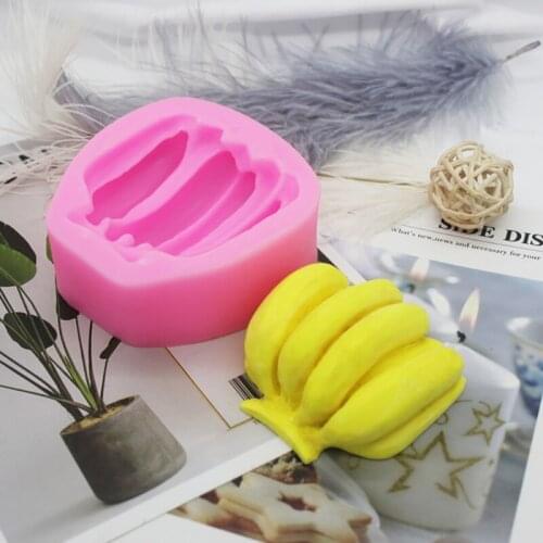 DIY Bananas Shaped Fondant Molds Fruit Cake Baking Mould Silicone Soap Bath Mold Homemade Plaster Molds Pudding Tool Tray
