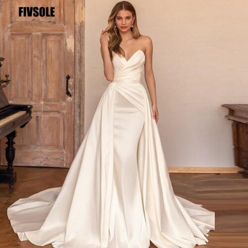 Fivsole Spaghetti Straps Vestido De Noiva Mermaid Wedding Dresses 2021 V-Neck Backless Royal Train Appliques Wedding Gowns Dress