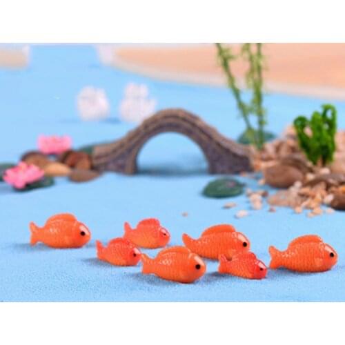 ZOCDOU 1 Pieces Resin Fake Goldfish Carp Fish Lotus Flower Leaf grass Culture Pond Small Figurine Crafts DIY Desk Home Ornament