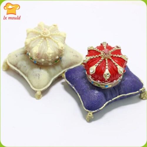 Crown Candle Molds Chocolate Baking Moulds 3D Soap Crown