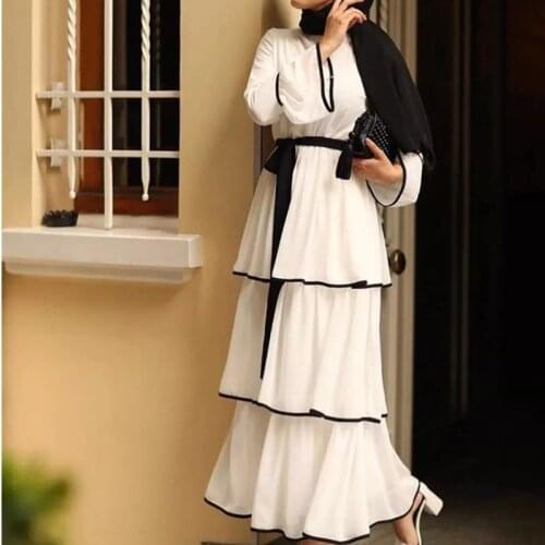 Plus Size Womens Malay Dress Fashion Cake Black and White Matching Dress Elegant Swaying Long Dress for Muslim Women Dubai