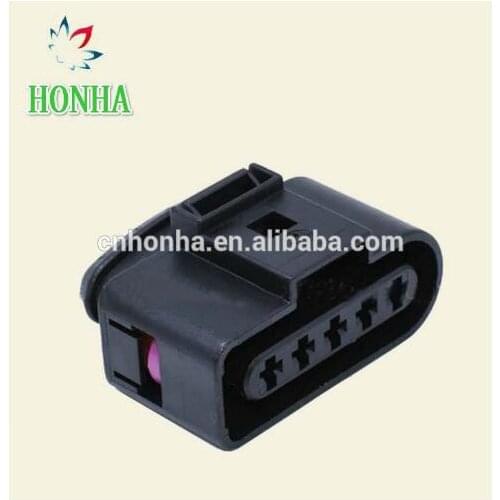 5 Pin Way Female Automotive Electrical Wire Connectors 4D0 973 725 4D0973725