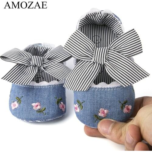 Newborn Infant Shoes Baby Girl Shoes Floral Embroidery Flats Spring Autumn Striped Bow Princess Toddler Soft Soled First Walker
