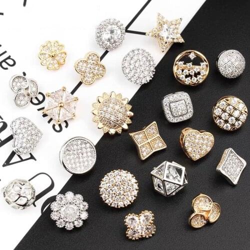 1pcs Metal Alloy Flower-shaped Fashion Diamond Buttons Ladies Sweater Shirt Cuff Neckline Decorative Buckle Brooch Accessories