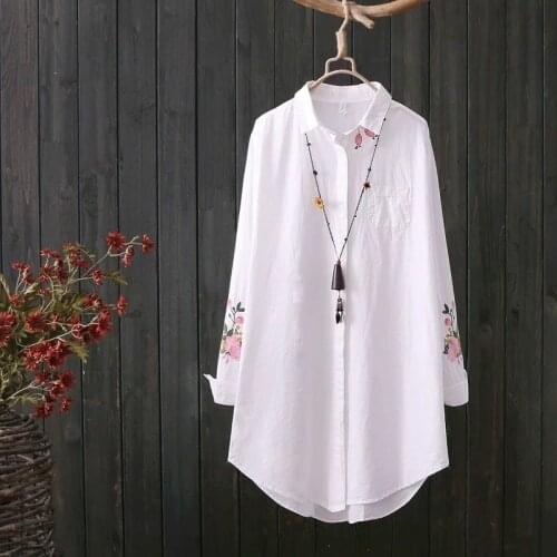 100% Cotton Embroidery Flower Women Shirts Long Loose Casual White Shirts New Summer 2021 Turn-Down Collar Female Outwear Tops