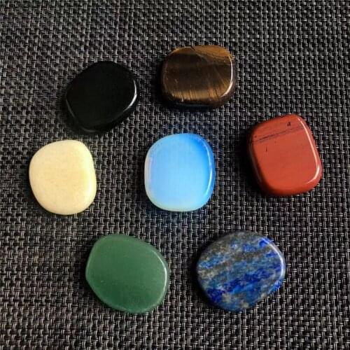 7 pieces/lot Natural Crystal and Mineral Quartz Palm Stones Tumbled Stone Crystal Reiki Quartz Healing Chakra