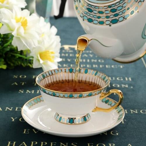 Noble Coffe Mug Espresso Cups Flower Tea Cups Gold Edge Handgrip Coffee Mug Expresso Cup Ceramic Gifts Top-Grade Luxury Teacup