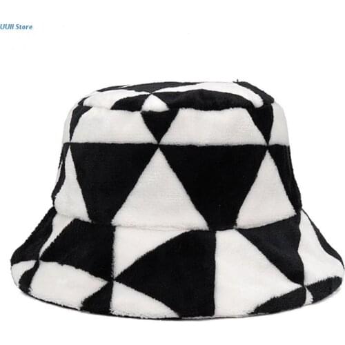 Bucket Hats Unisex Fuzzy Hat with Symmetric Plaid Pattern in Black & White