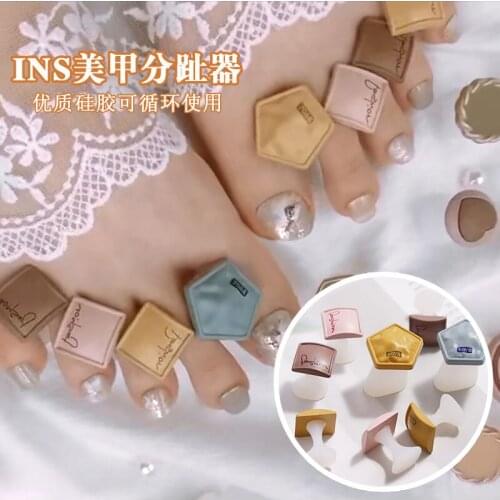 8 pcs/set Silicone Toe Separator DIY Nail Art Accessory Tools Toes Divider Form Daisy/Pearls/Square Designs Pedicure for Salon