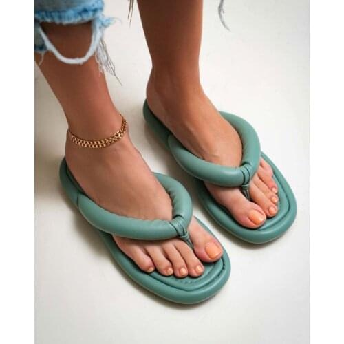 2021 New Fashion Matte Flat Base Flip Flops Womens Sandals Slippers Luxury Spring Summer High Quality Made in Turkey White Black