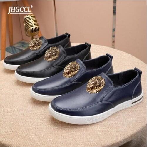 New mens loafers mens party dress shoe Italian mens casual shoes handmade loafers cowhide soft soles rubber driving shoes P4
