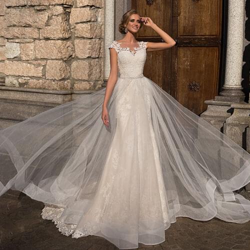 Boho Wedding Dress 2021 Appliques with Tulle Back Button A-Line Wedding Gowns Cap Sleeves Bridal Dresses vestido de noiva