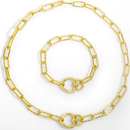 FLOLA Gold Curb Link Chain Necklace For Women Cuban Thick Heart Necklace Cut Rectangle Punk Gold Plated Jewelry Gifts nket13