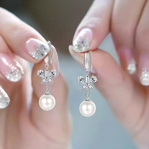 Huitan Vintage White Imitation Pearl Dangle Earrings Women Elegant Lady Accessories Party Crystal CZ Creative Butterfly Earrings